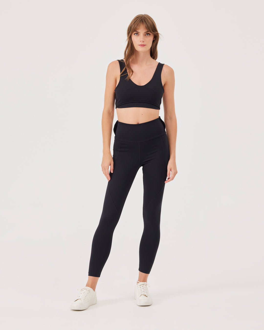 Black, functional, ankle-length, leggings, openings at the waistband, soft material, high-quality, stretchy, slim-fit, high-waist, fonclo logo.