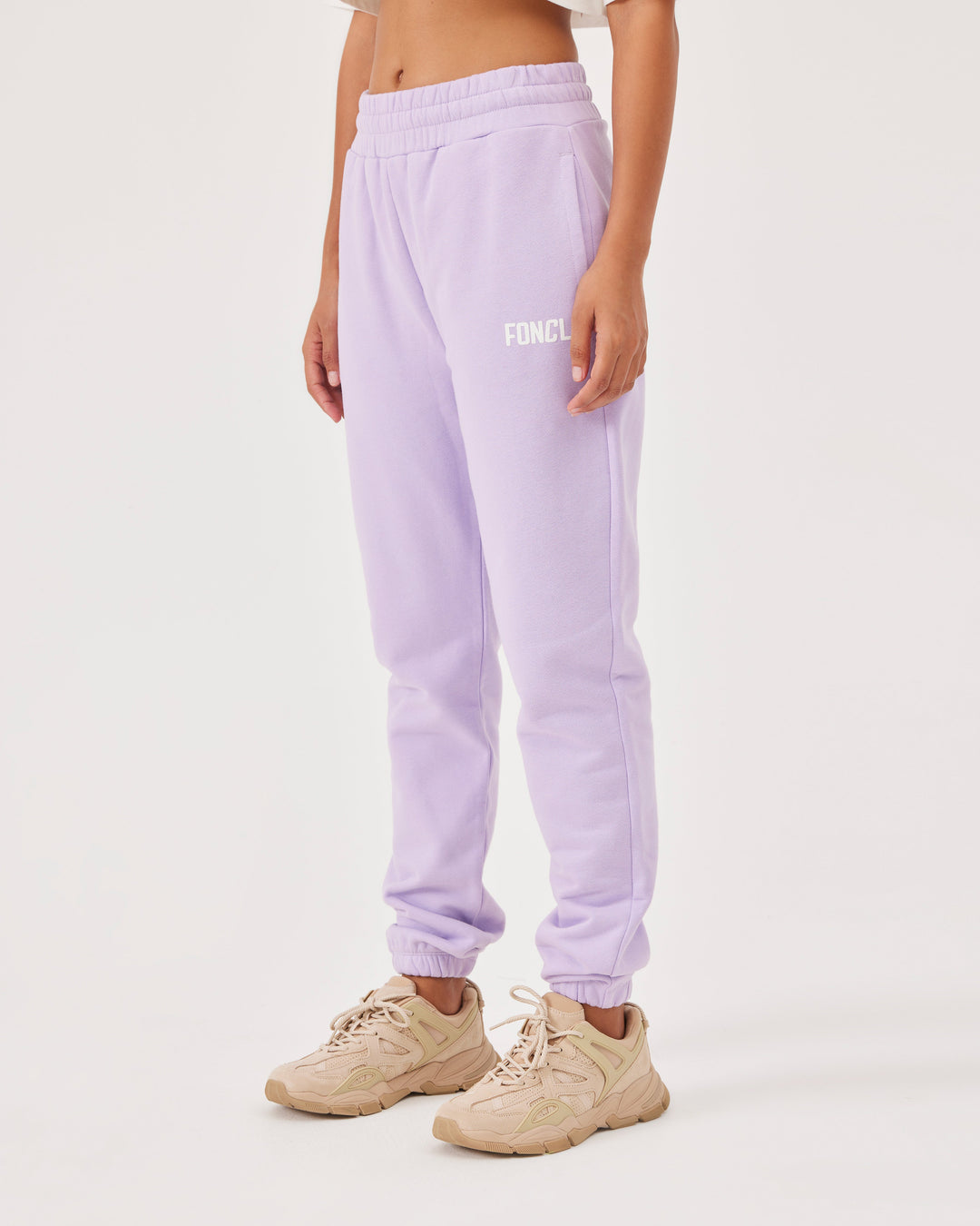 Lilac, joggers, side pockets, high-waist, elastication, soft material, loose fit, fonclo logo.