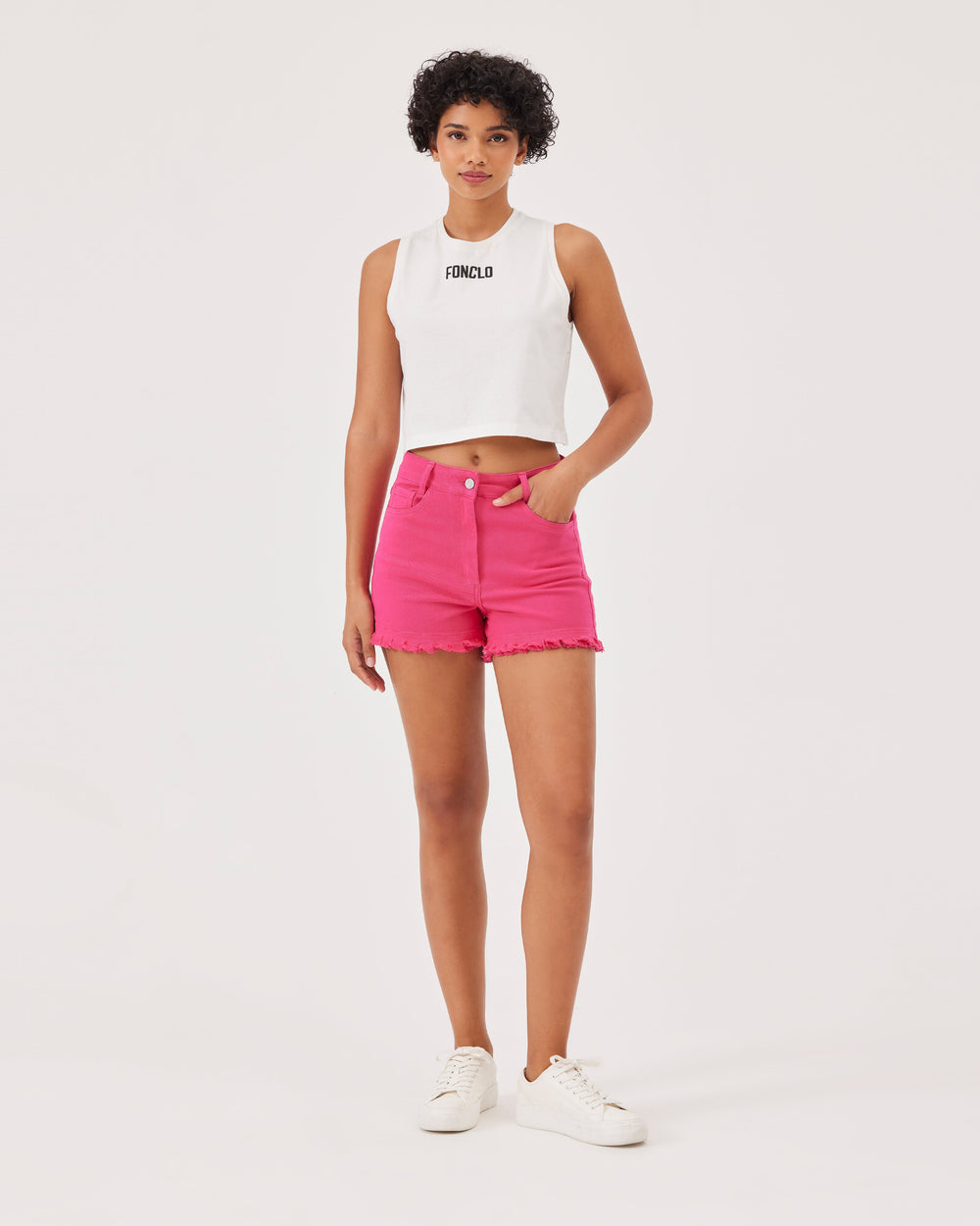 Pink, canvas shorts, mini, short pants, frayed hem, 5-pocket style, high-waist, slim fit.